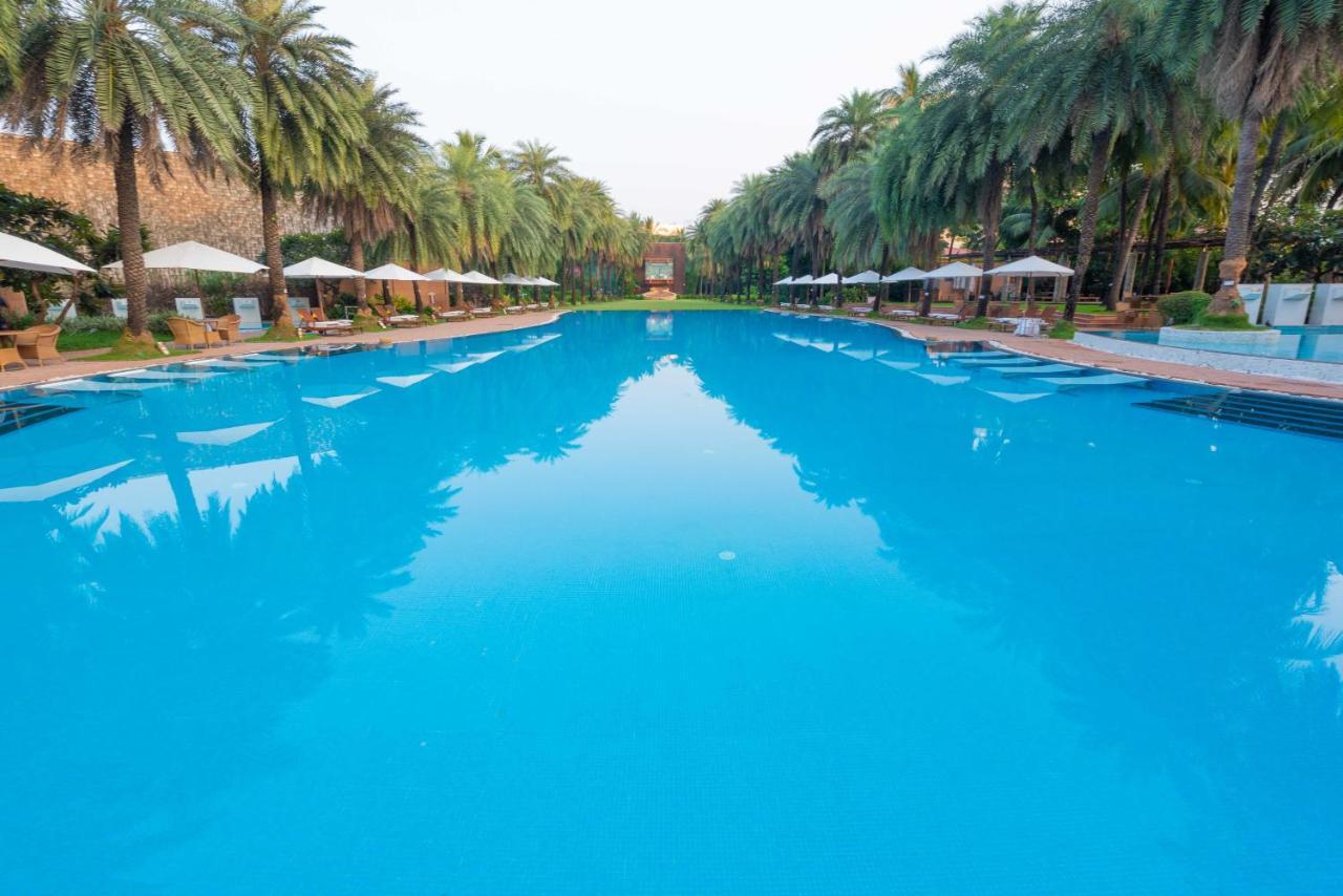 Waterstones Hotel Bombay Esterno foto