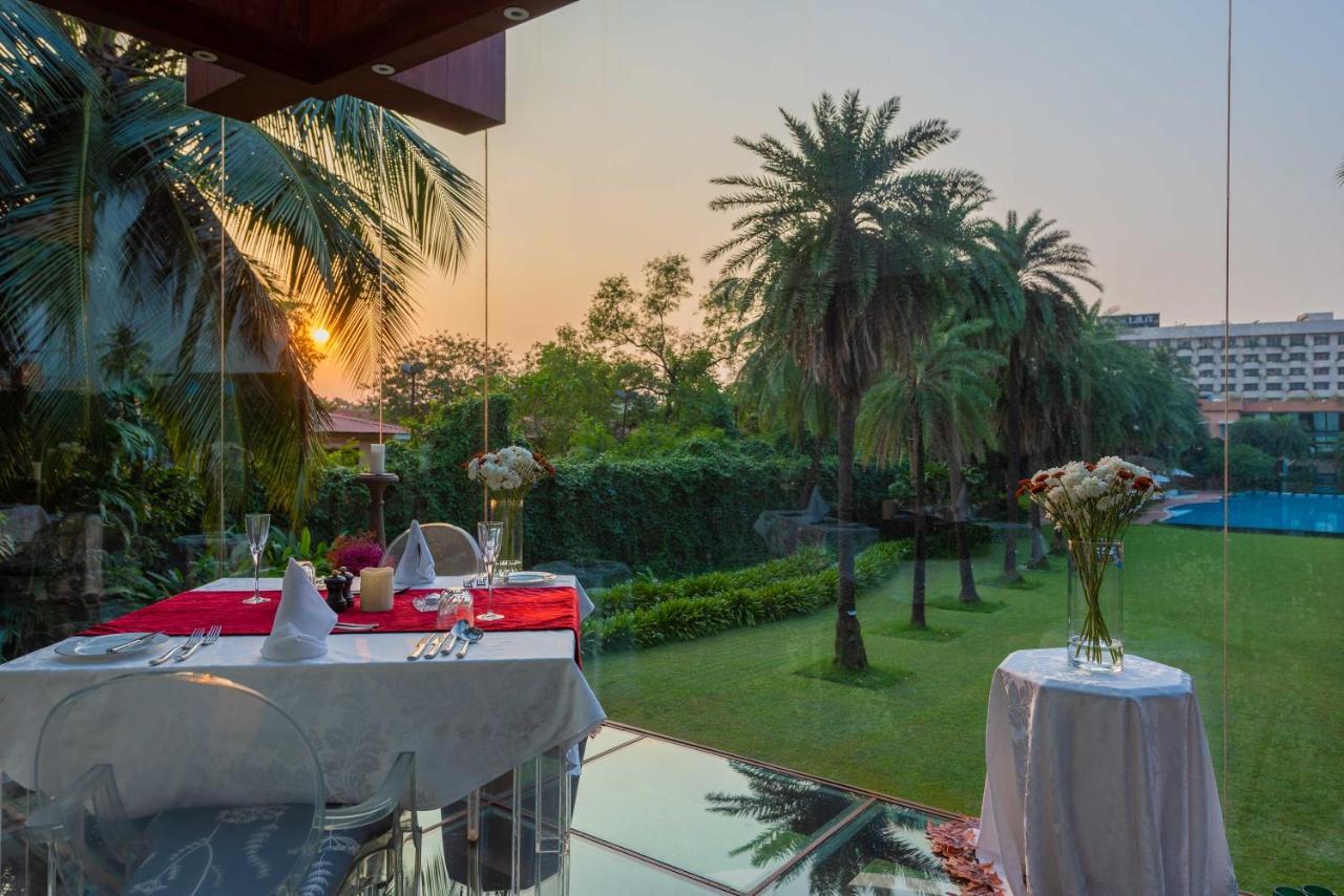 Waterstones Hotel Bombay Esterno foto