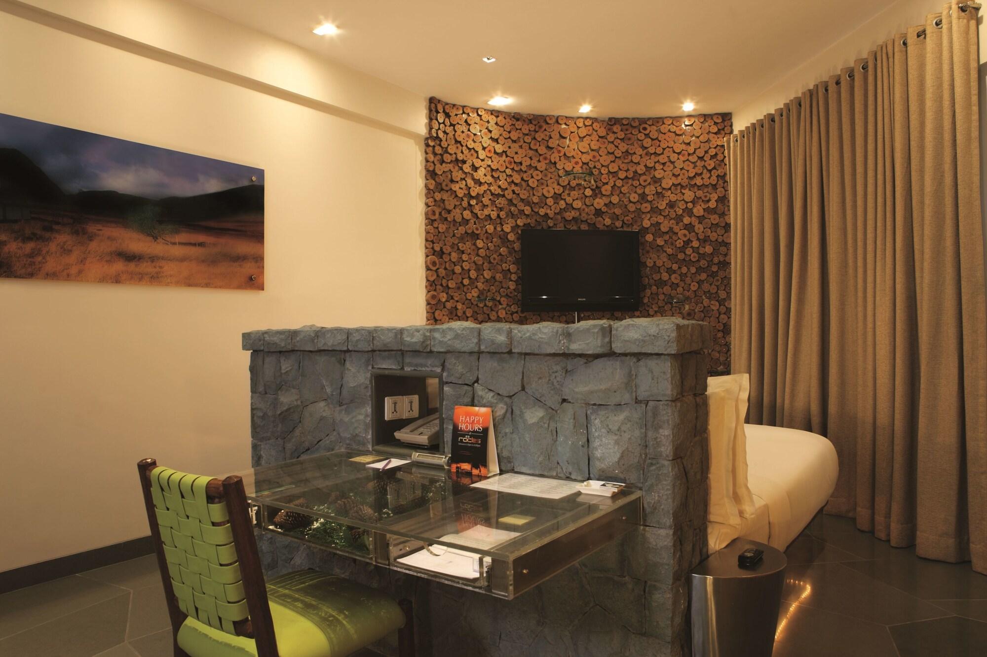 Waterstones Hotel Bombay Esterno foto