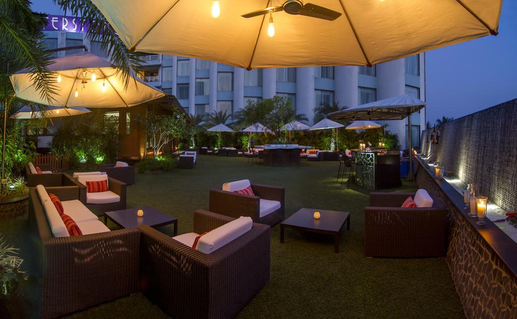 Waterstones Hotel Bombay Esterno foto