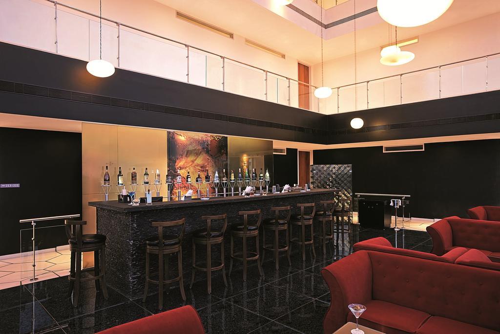 Waterstones Hotel Bombay Esterno foto